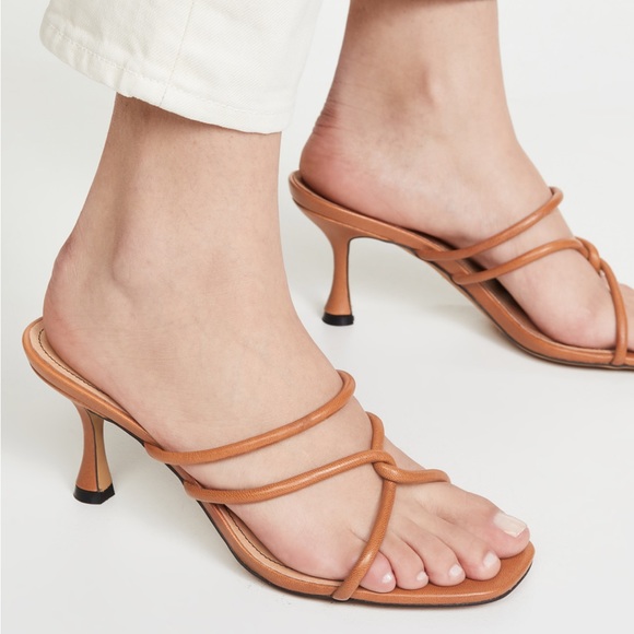 Matiko Arlo Sandals, Size 7, perfect condition! - Picture 1 of 7